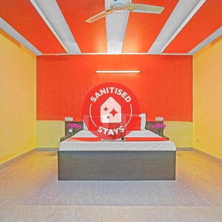 Oyo 87701 Lucky Farm Hotell Shāhpur Exteriör bild